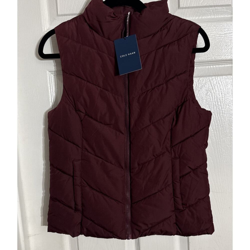 NWT COLE HAAN Women Collared Full Zip Quilted Puffer Vest Maroon XS